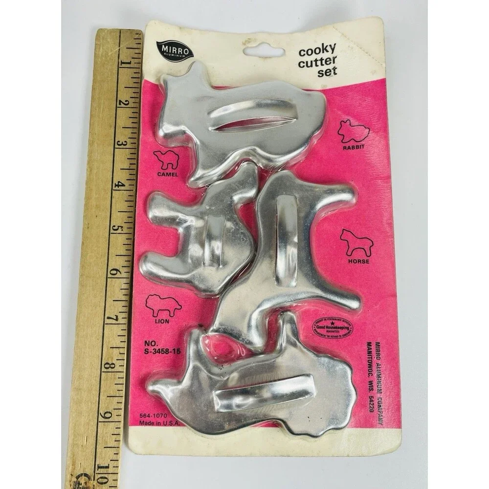Vtg Mirro Christmas Cookie Cutters 4 Pc Set NOS Made in USA Aluminum Holiday